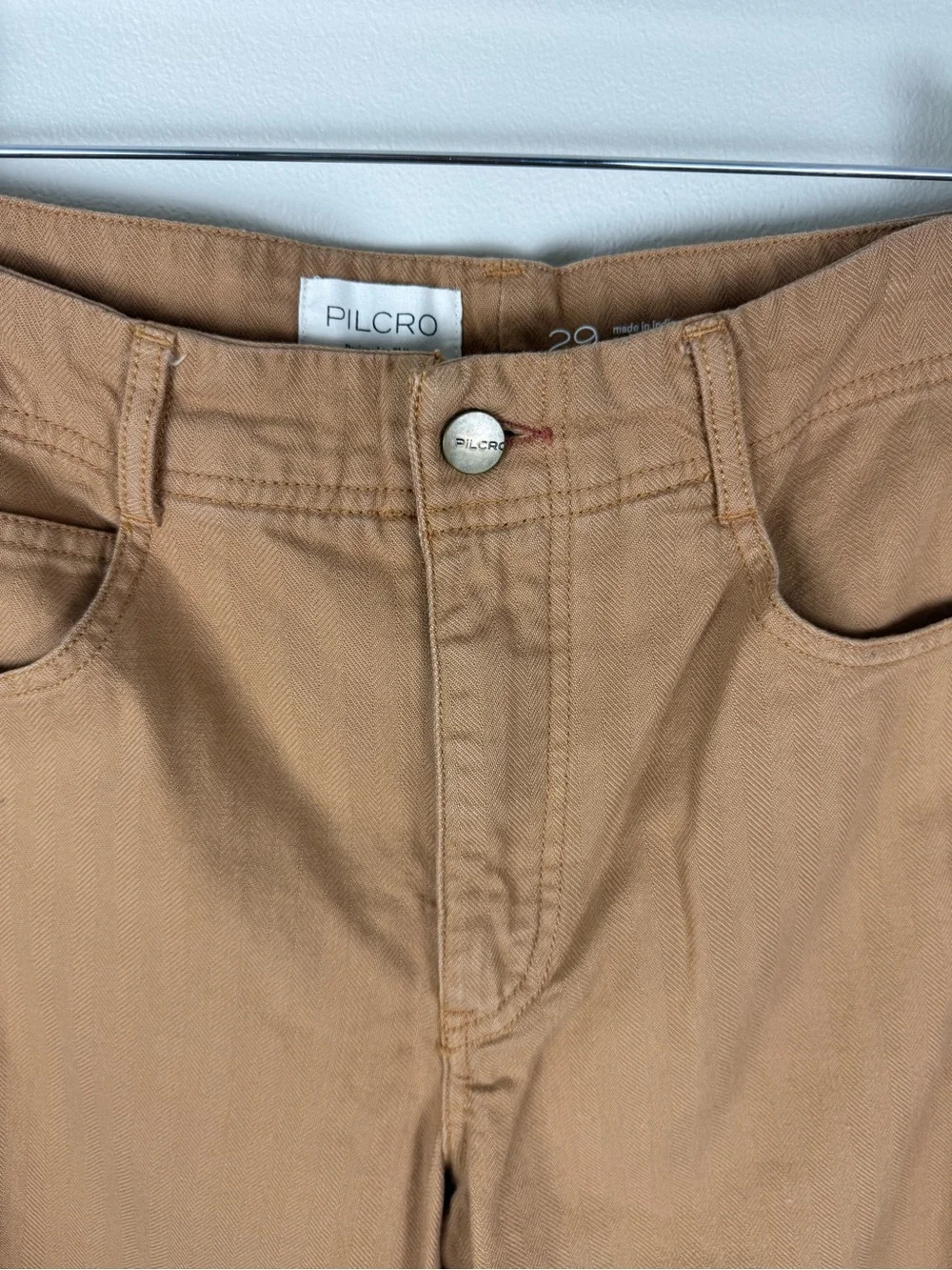 PILCRO Mid-Rise Wide Flare Adi Pants in Cognac - Picture 4 of 9